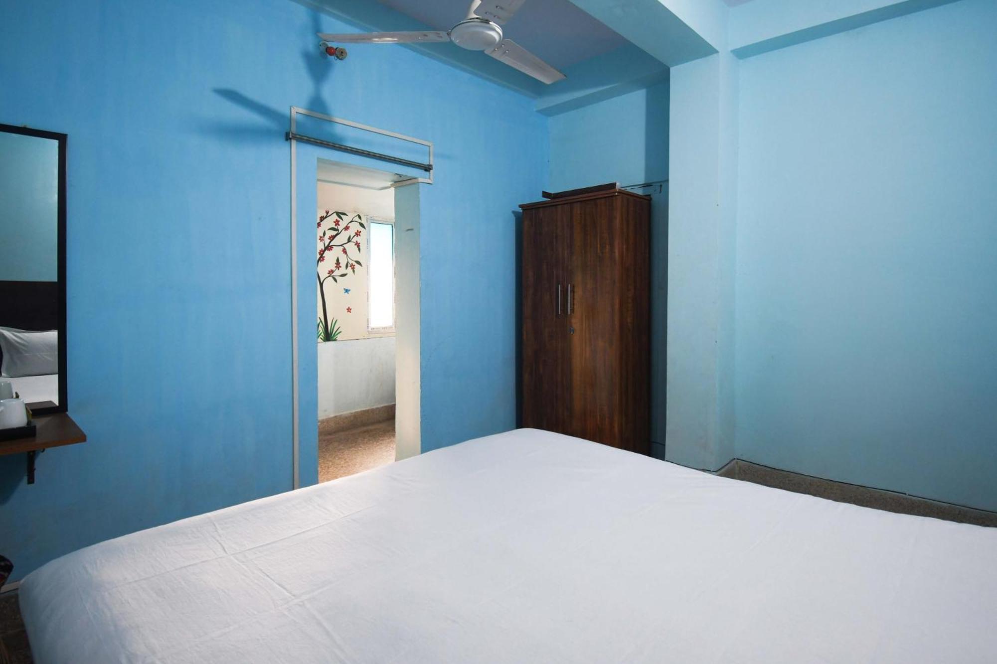 Hotel O Blue Cherry Guest House Calcutta  Esterno foto