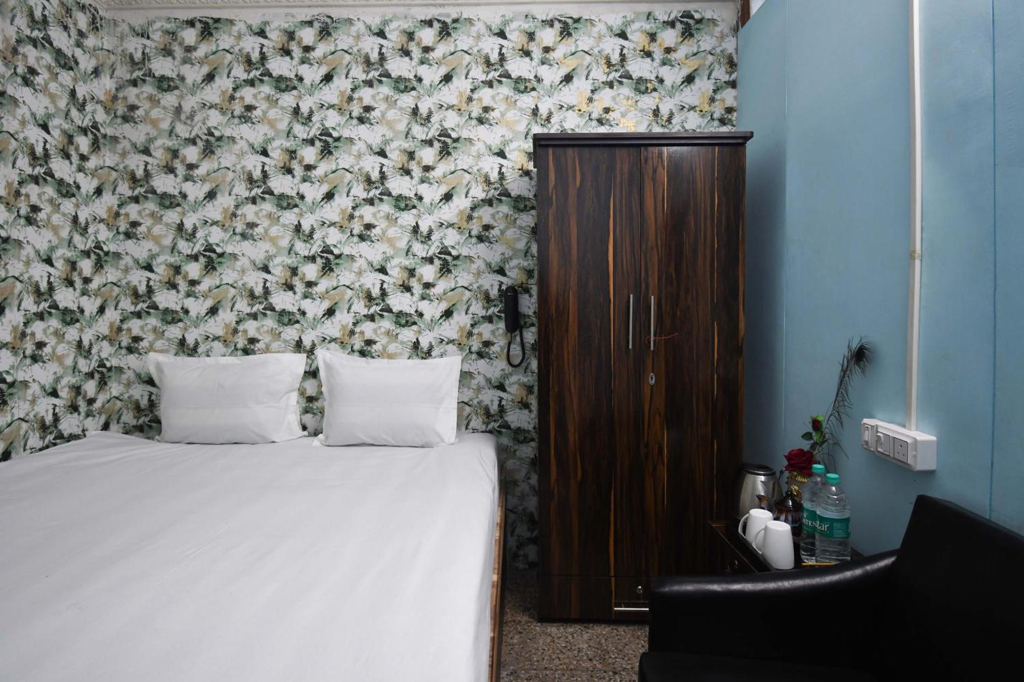 Hotel O Blue Cherry Guest House Calcutta  Esterno foto